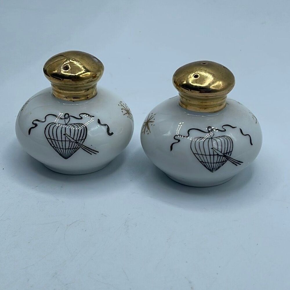 Vintage Ucagco salt & Pepper shakers birdcage and atomic starburst